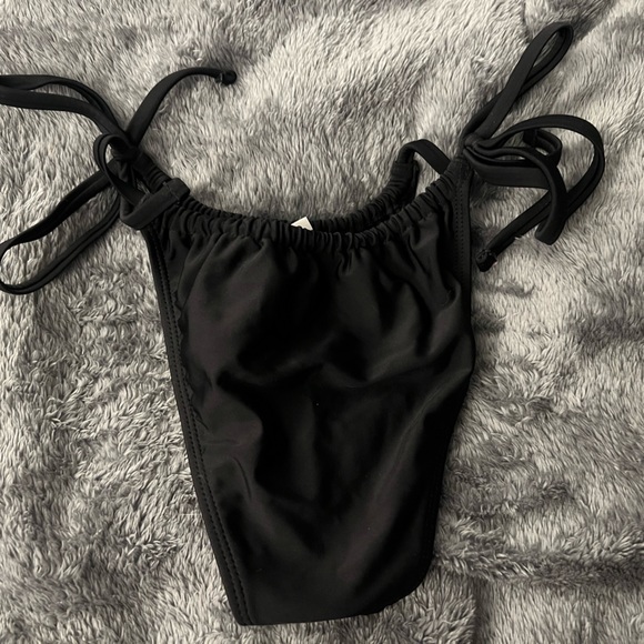 adjustable bikini bottoms - Picture 2 of 2